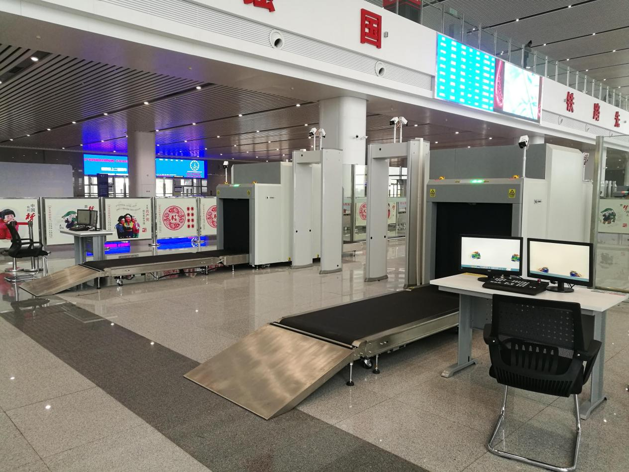 Eastimage는 안전한 여행에 기여하여 멋진 여름 방학을 만듭니다!